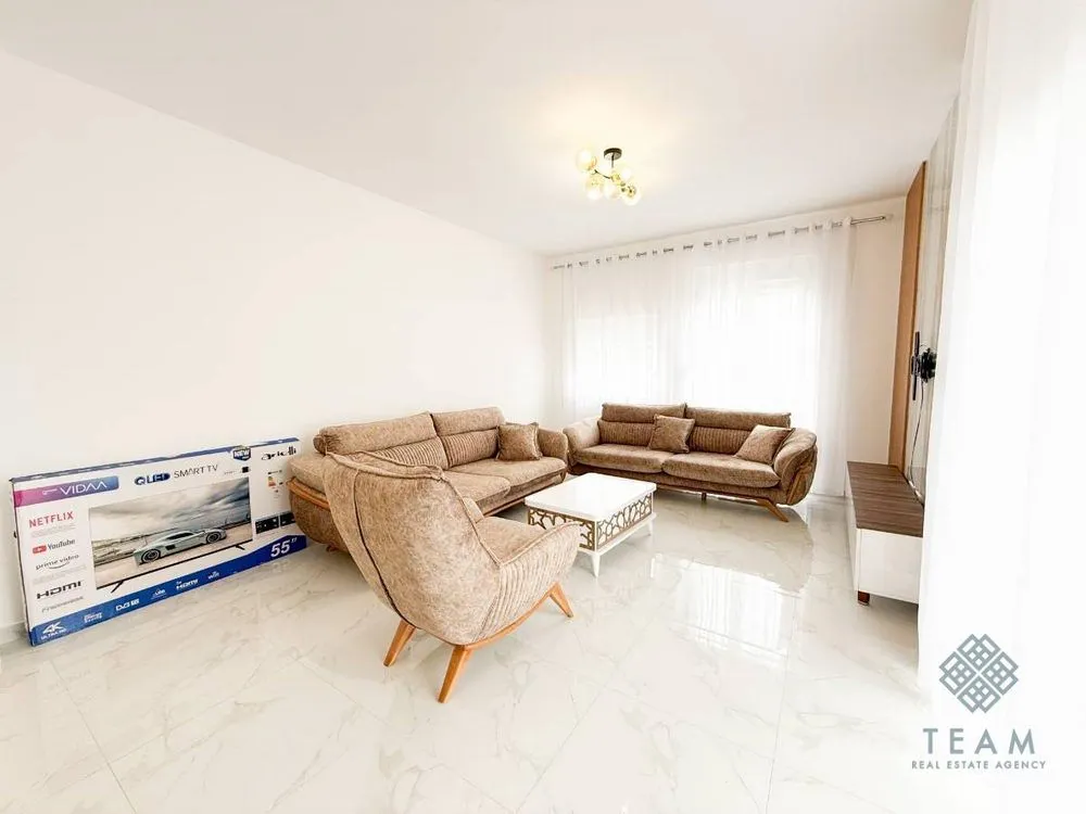 Rent, two bedroom apartment, 76m², Central Point, Podgorica