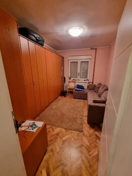 Izdavanje, kuća, 160m², Sremska Kamenica, Petrovaradin