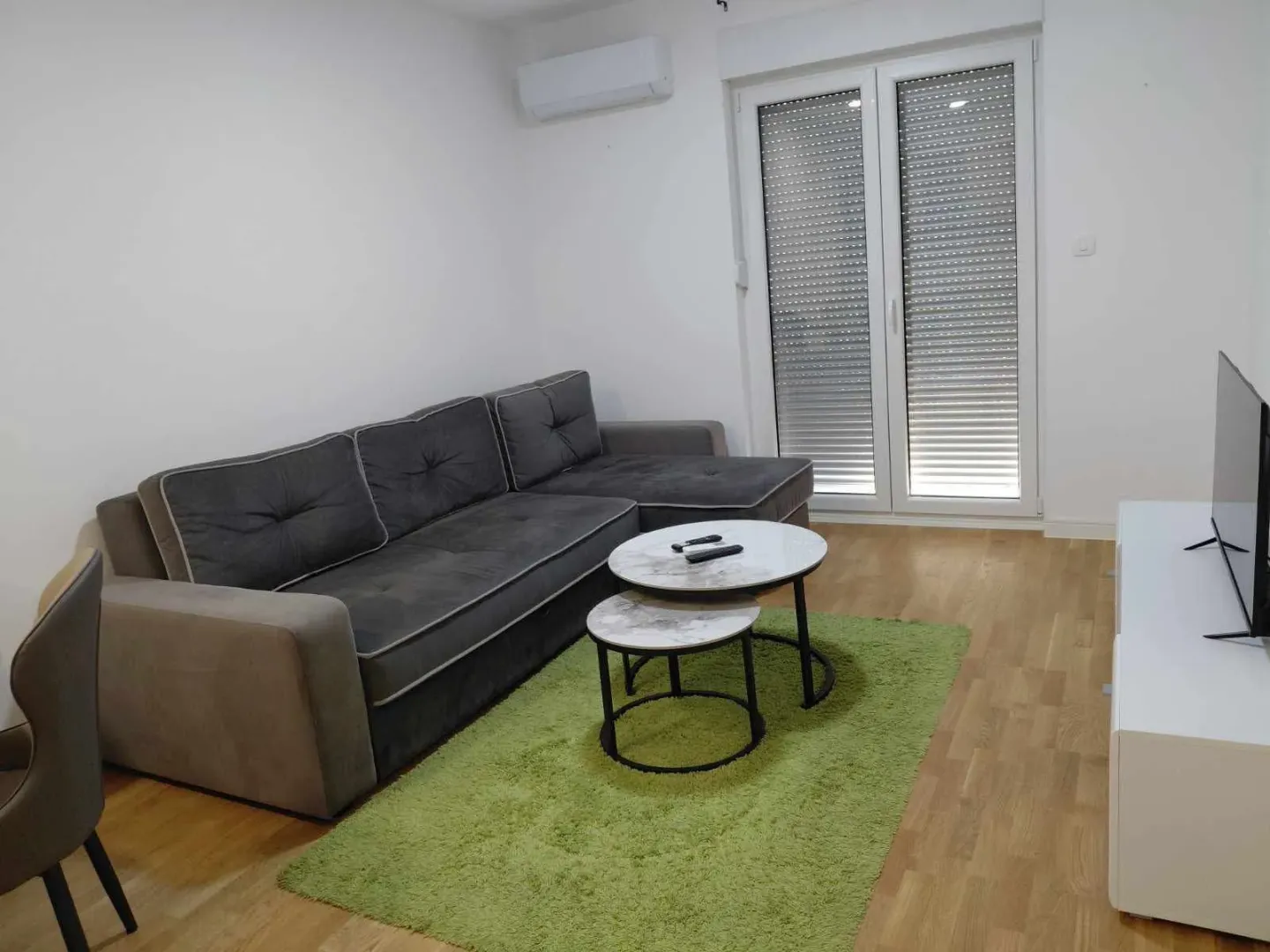 Rent, one bedroom apartment, 42m², Stari Aerodrom, Podgorica