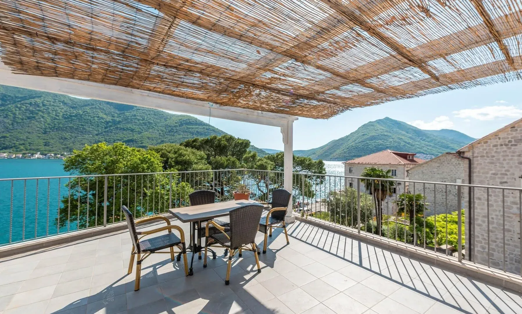 Sale, house, 290m², Perast, Kotor