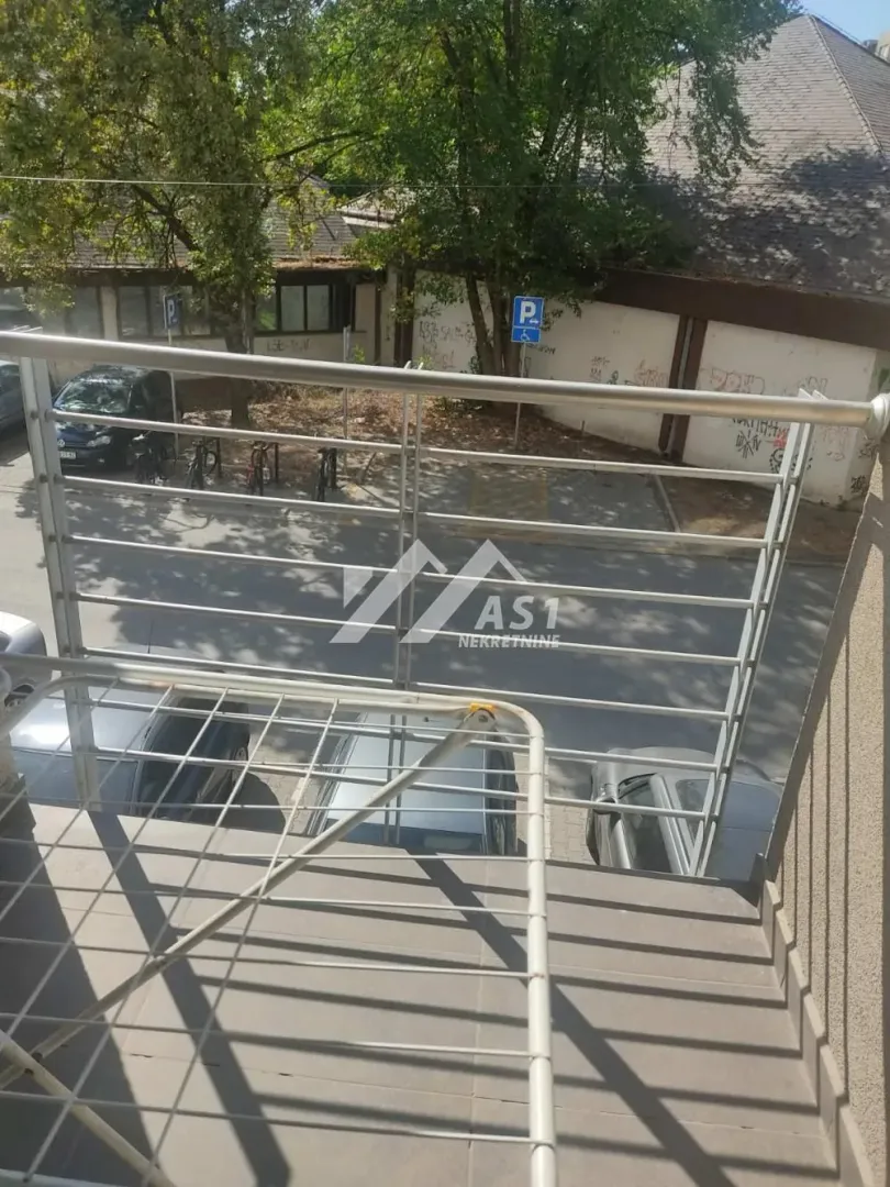 Izdavanje, jednosoban stan, 30m², Liman 4, Novi Sad Sve Podlokacije