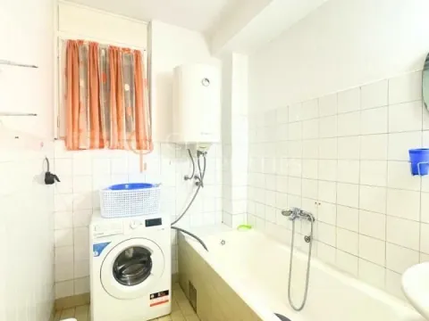 Izdavanje, stan, 74m², Centar, Podgorica - image 7