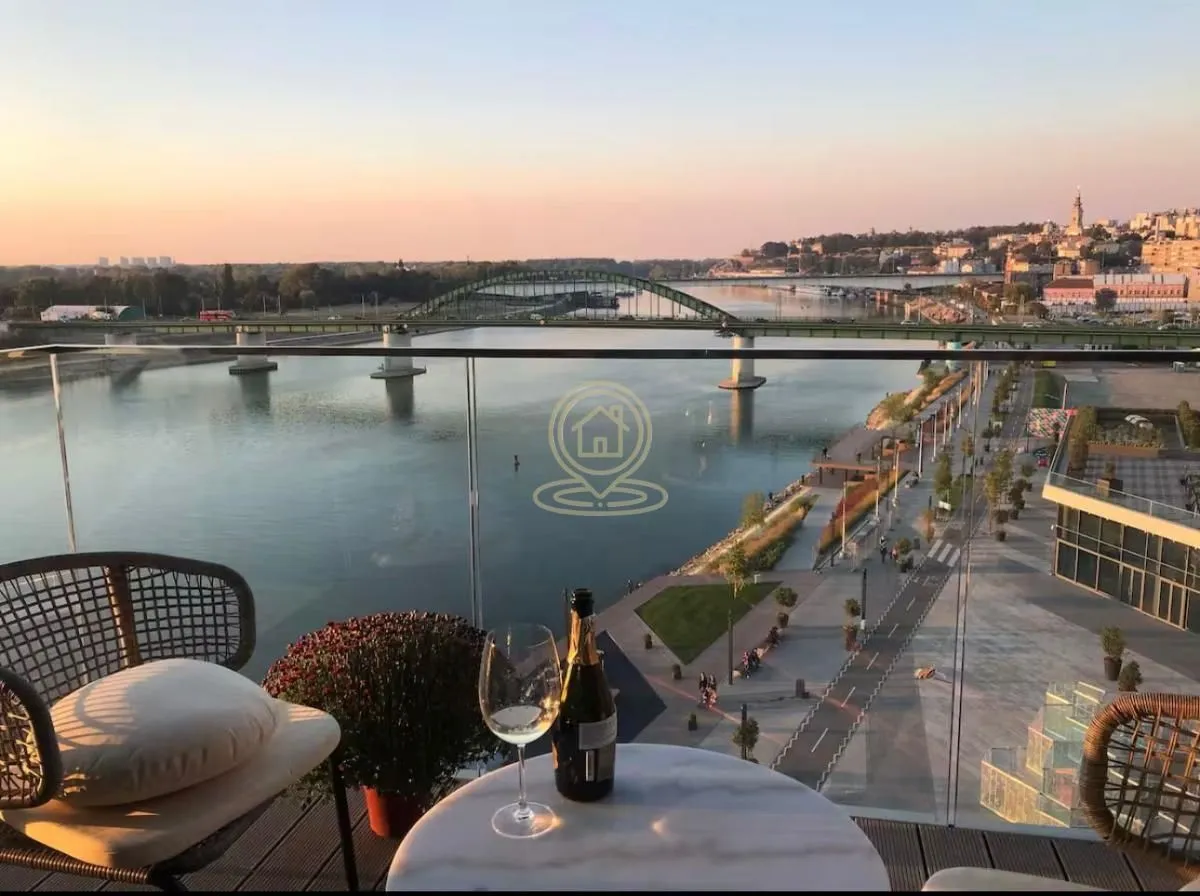 Rent, four bedroom apartment, 144m², Savski Venac, Beograd