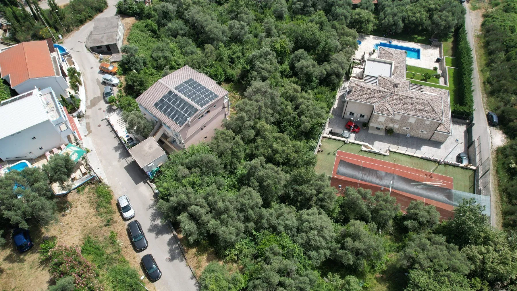 Prodaja, plac, 900m², Bečići, Budva