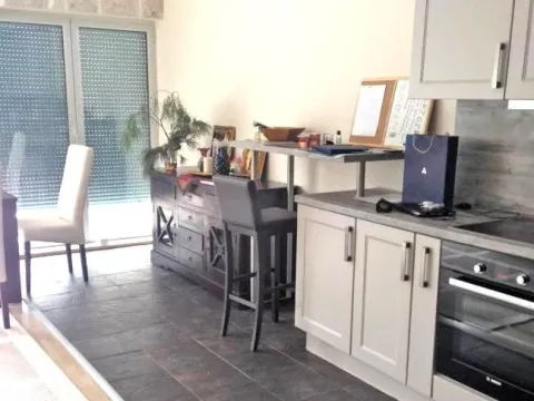 Prodaja, stan, 76m², Dobrota, Kotor - image 2