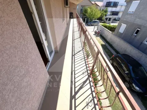 Rent, one bedroom apartment, 47m², Zlatica, Podgorica - image 10