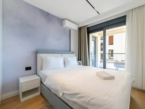 Izdavanje, trosoban stan, 85m², Donja Lastva, Tivat - image 11