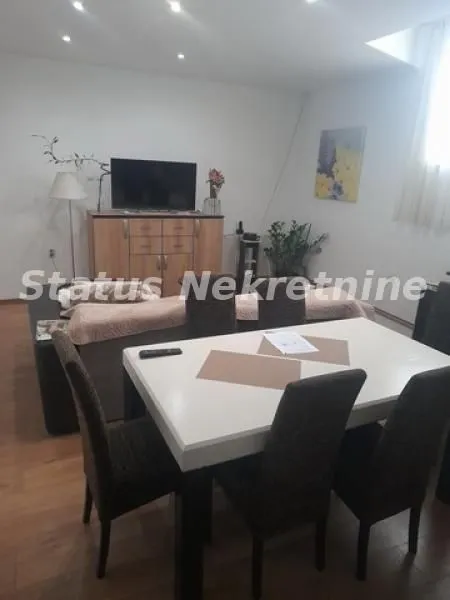 Prodaja, kuća, 200m², Futog, Novi Sad Sve Podlokacije