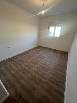 Rent, three bedroom apartment, 92m², Šušanj, Bar - image 4