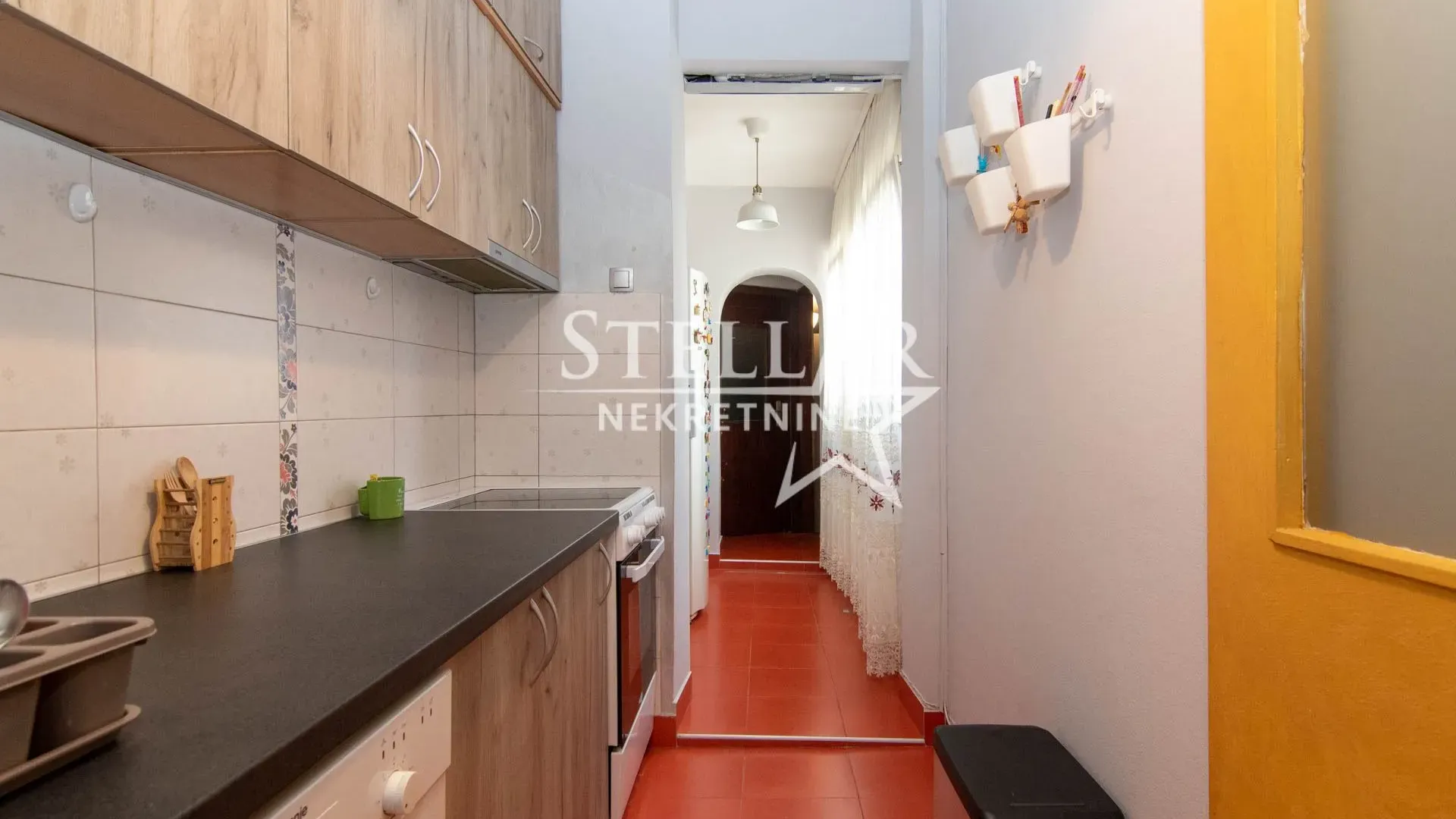Izdavanje, stan, 60m², Blok 6, Podgorica