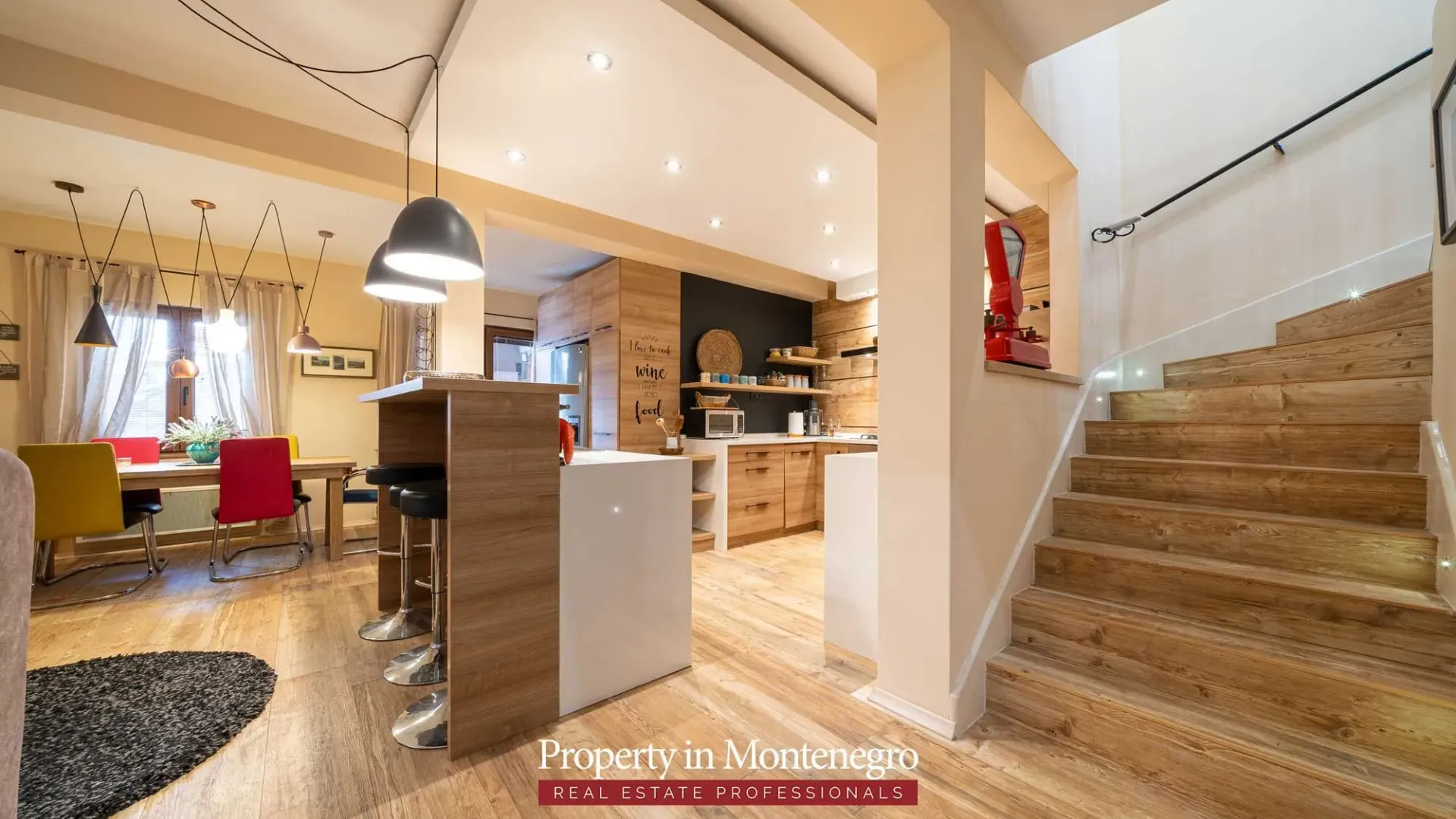 Sale, house, 266m², Kotor, Crna Gora