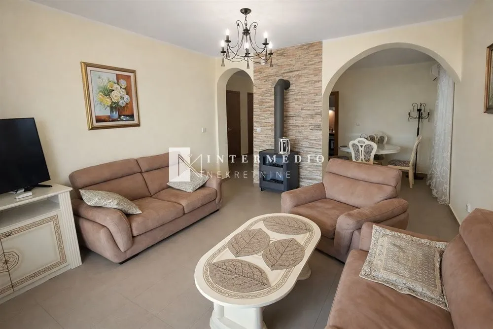 Prodaja, trosoban stan, 101m², Gomila, Herceg Novi