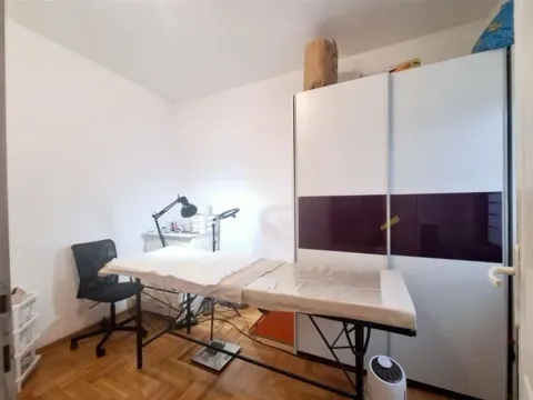 Sale, house, 108m², Uciteljsko Naselje, Zvezdara Sve Podlokacije - image 12