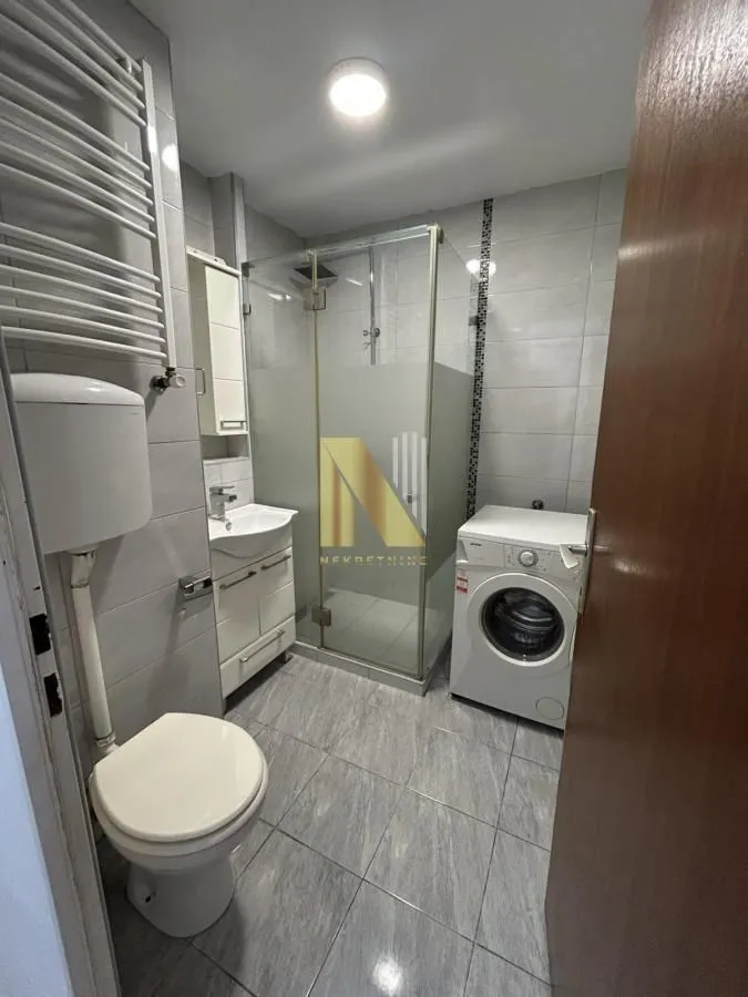 Izdavanje, dvosoban stan, 47m², Sajmište, Novi Sad