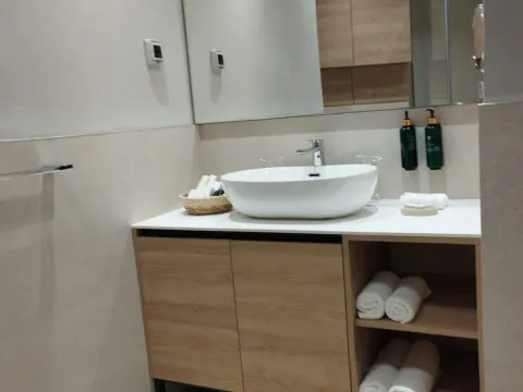 Prodaja, jednosoban stan, 35m², Bečići, Budva - image 5