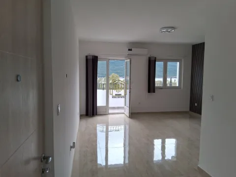 Prodaja, jednosoban stan, 44m², Kumbor, Herceg Novi - image 2