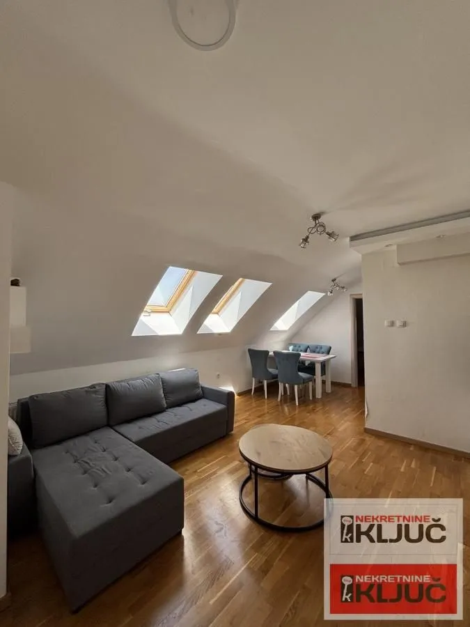 Prodaja, dvosoban stan, 51m², Sajmište, Novi Sad