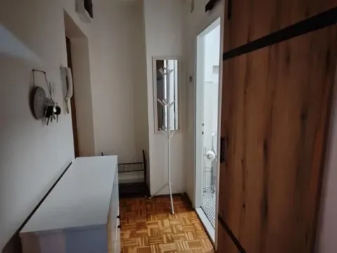 Izdavanje, dvosoban stan, 46m², Sajmište, Novi Sad - image 2