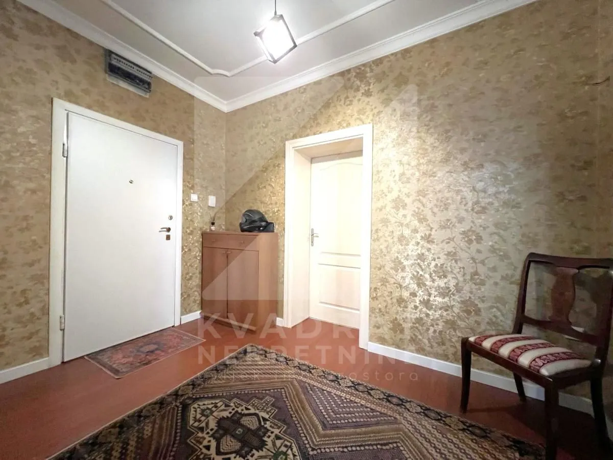 Izdavanje, jednosoban stan, 50m², Centar, Podgorica