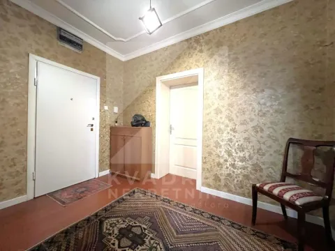 Izdavanje, jednosoban stan, 50m², Centar, Podgorica - image 7