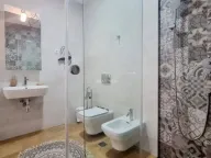 Izdavanje, trosoban stan, 103m², Budva, Crna Gora - image 7