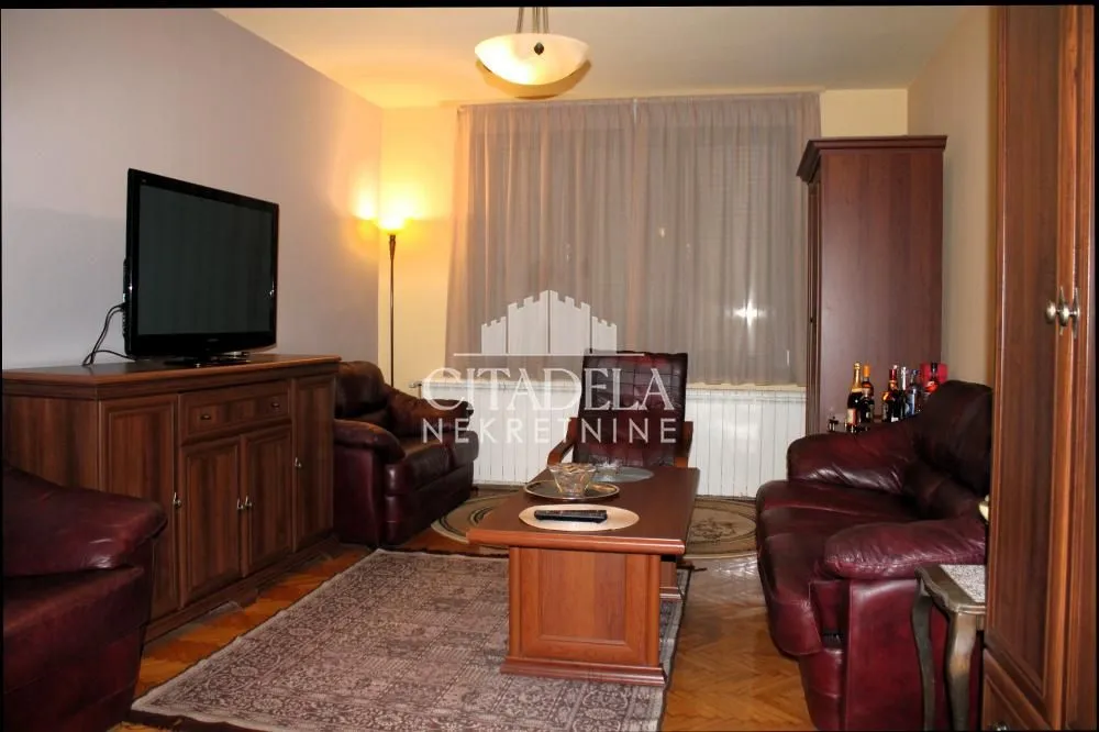 Prodaja, četvorosoban stan, 104m², Gradska Bolnica, Zvezdara Sve Podlokacije