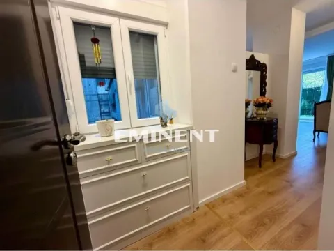 Izdavanje, trosoban stan, 70m², Novi Beograd Sve Podlokacije, Beograd - image 10