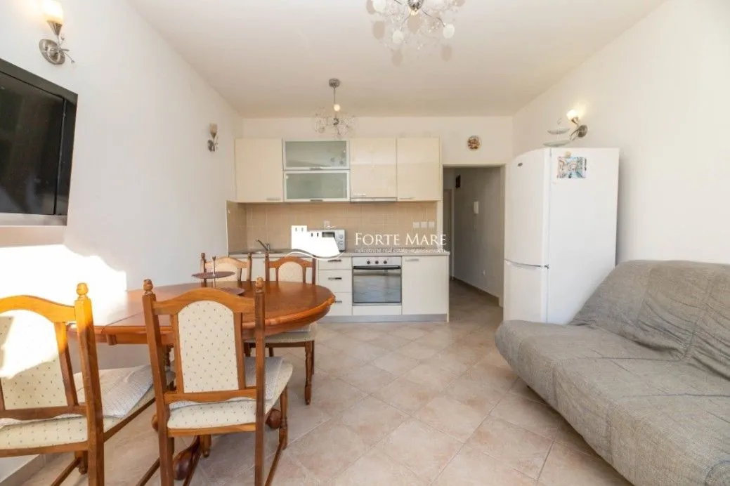 Prodaja, dvosoban stan, 65m², Đenovići, Herceg Novi