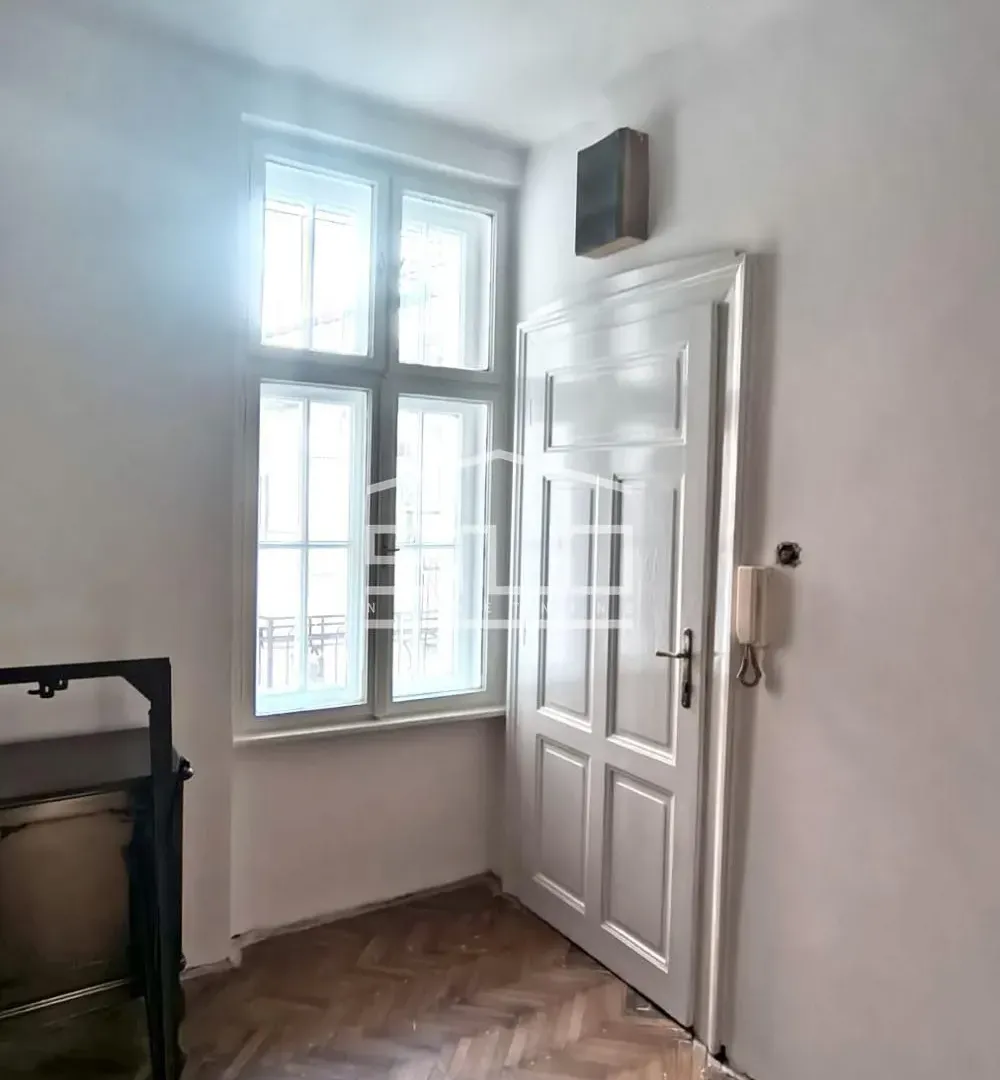 Sale, two bedroom apartment, 59m², Stari Grad, Beograd