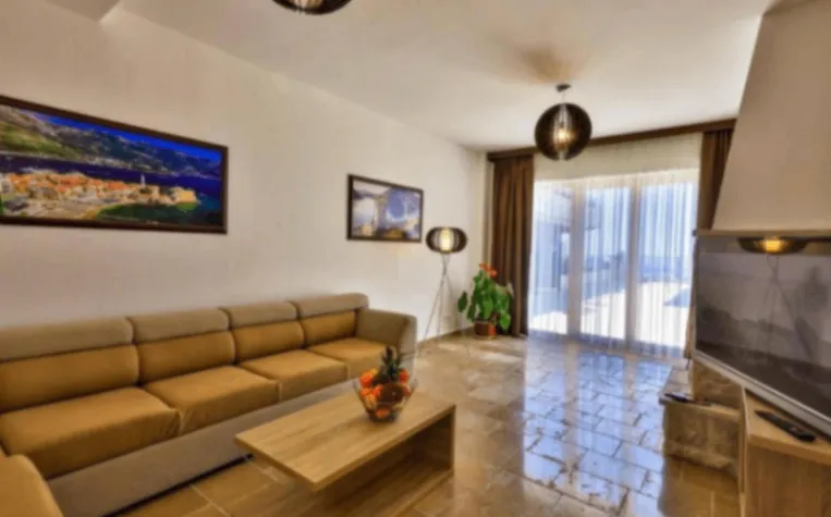 Rent, house, 130m², Reževići, Budva