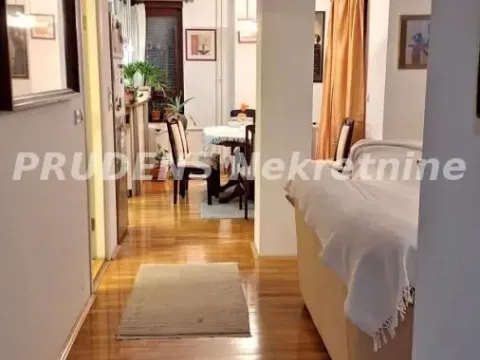 Prodaja, četvorosoban stan, 109m², Crveni Krst, Beograd - image 7