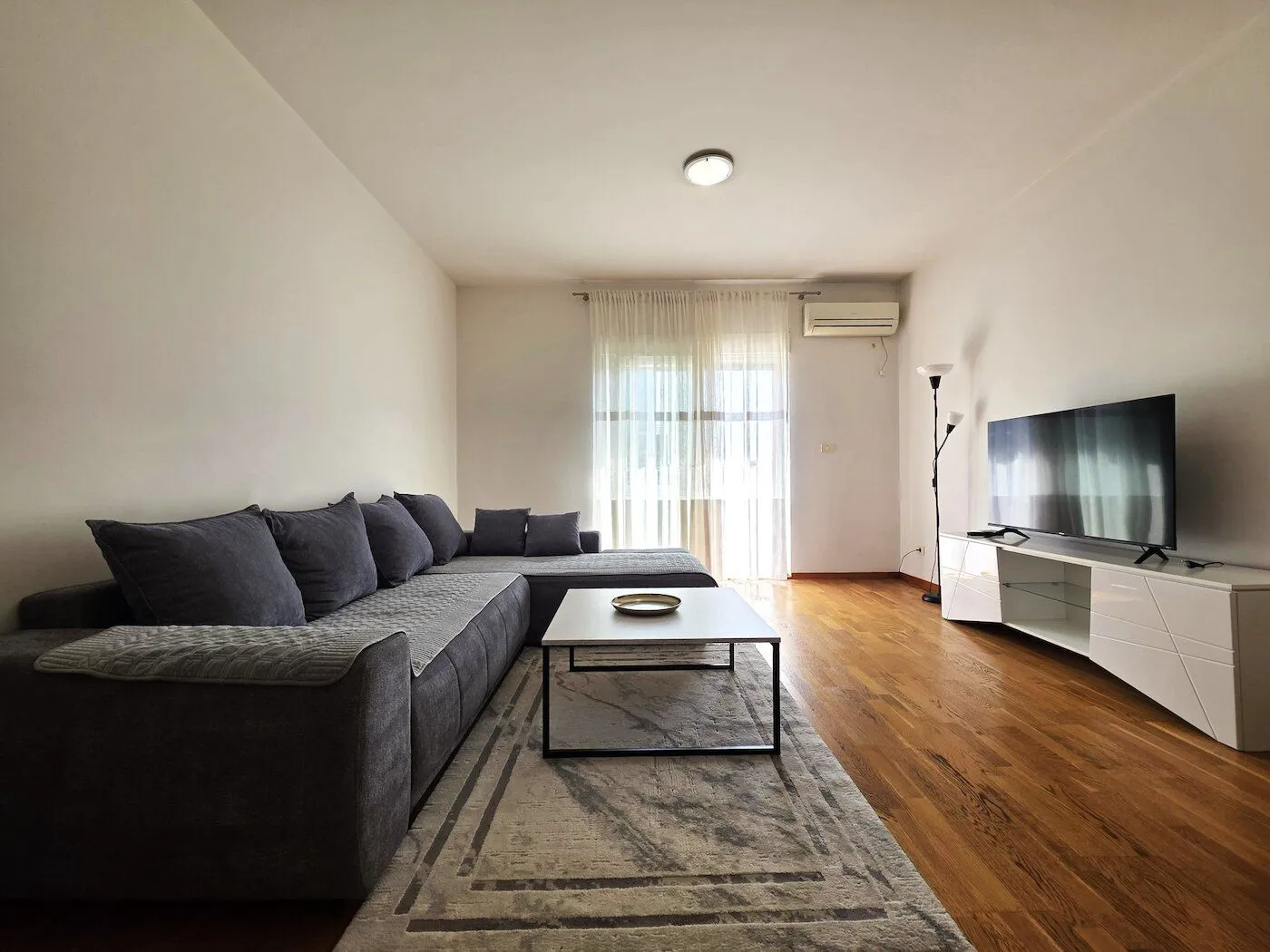Izdavanje, stan, 53m², City Kvart, Podgorica