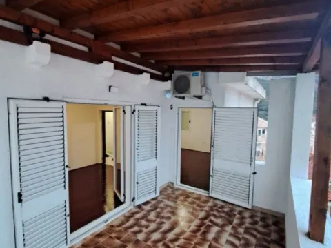 Sale, two bedroom apartment, 63m², Babin Do, Budva - image 11