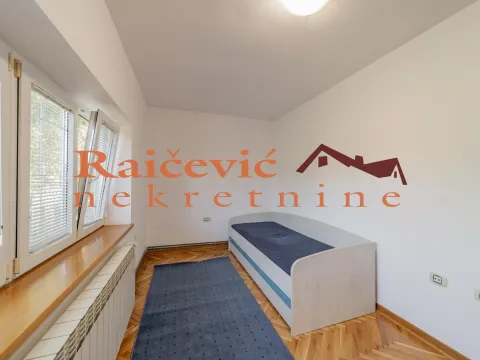 Rent, three bedroom apartment, 89m², Ivanjica, Srbija - image 13