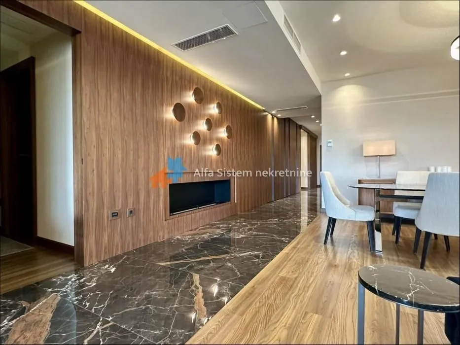 Rent, apartment, 350m², Južni Bulevar, Vračar Sve Podlokacije