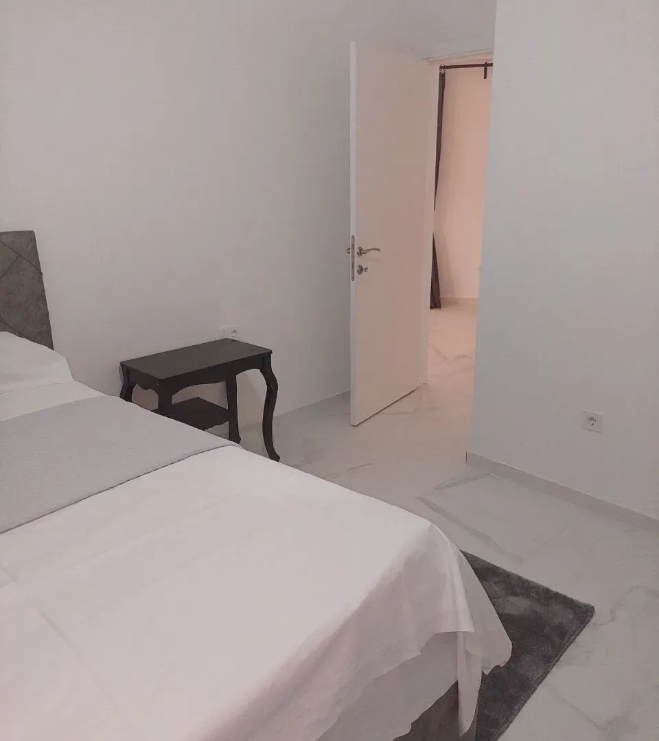 Rent, two bedroom apartment, 65m², Bulevar, Budva