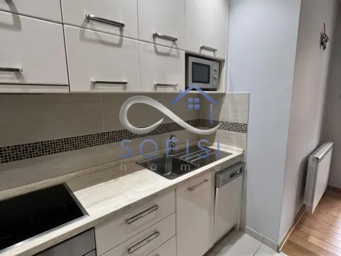 Izdavanje, trosoban stan, 64m², Centar, Novi Sad - image 11