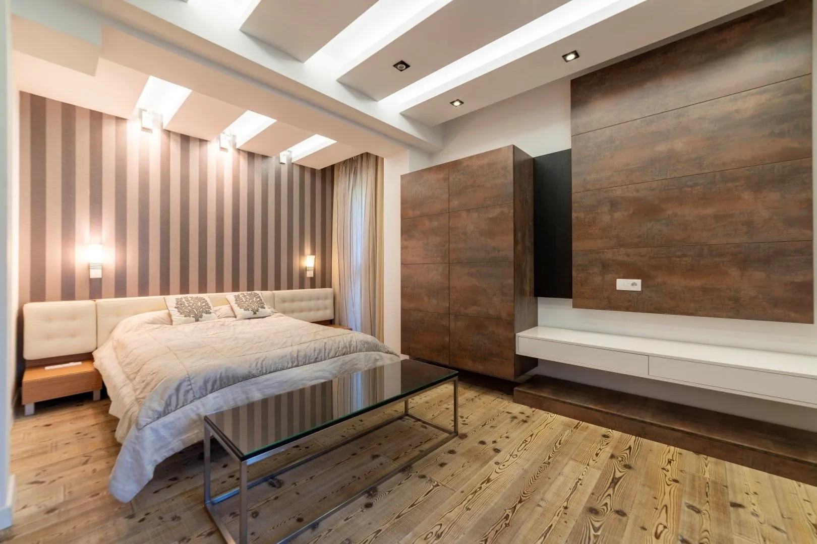 Sale, four bedroom apartment, 355m², Bečići, Budva