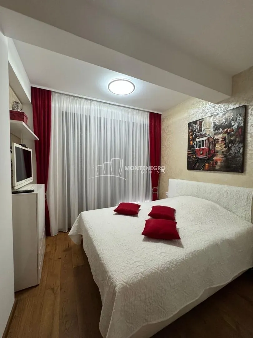 Prodaja, dvosoban stan, 61m², Igalo, Herceg Novi