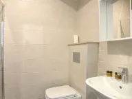 Izdavanje, garsonjera, 34m², Bečići, Budva - image 11