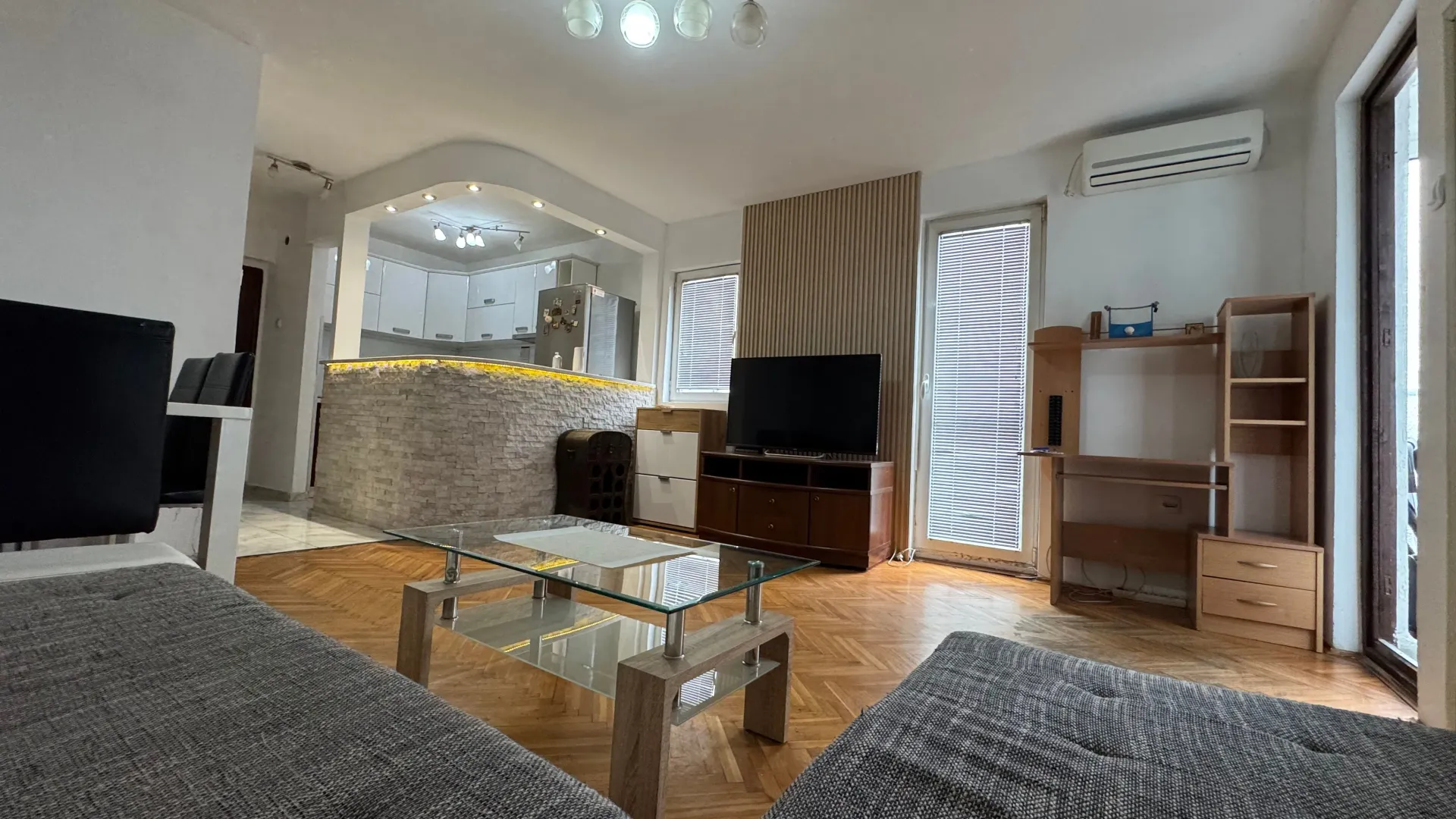 Rent, one bedroom apartment, 50m², Golubovina, Budva