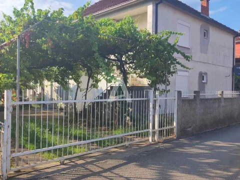 Sale, house, 107m², Podgorica, Crna Gora - image 9