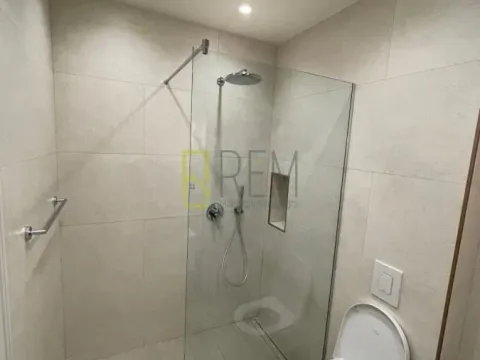 Prodaja, trosoban stan, 209m², Momišići, Podgorica - image 9