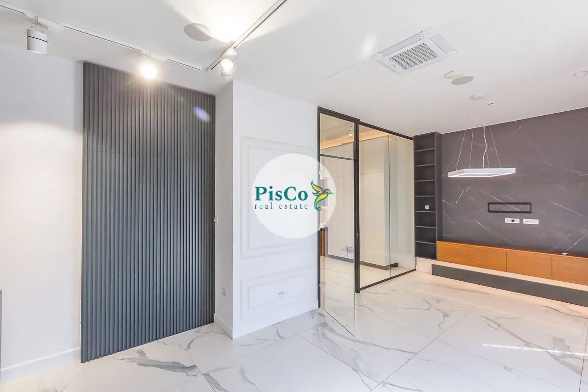 Rent, office space, 100m², Centar, Podgorica