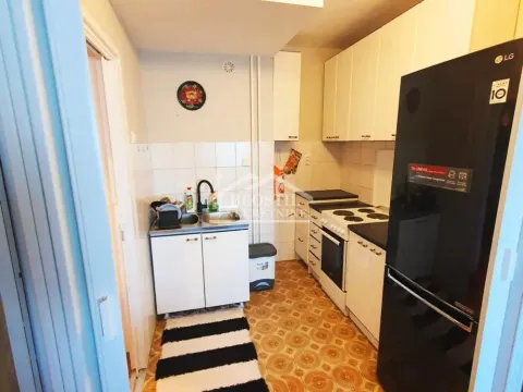 Izdavanje, jednosoban stan, 39m², Vračar Sve Podlokacije, Beograd - image 4