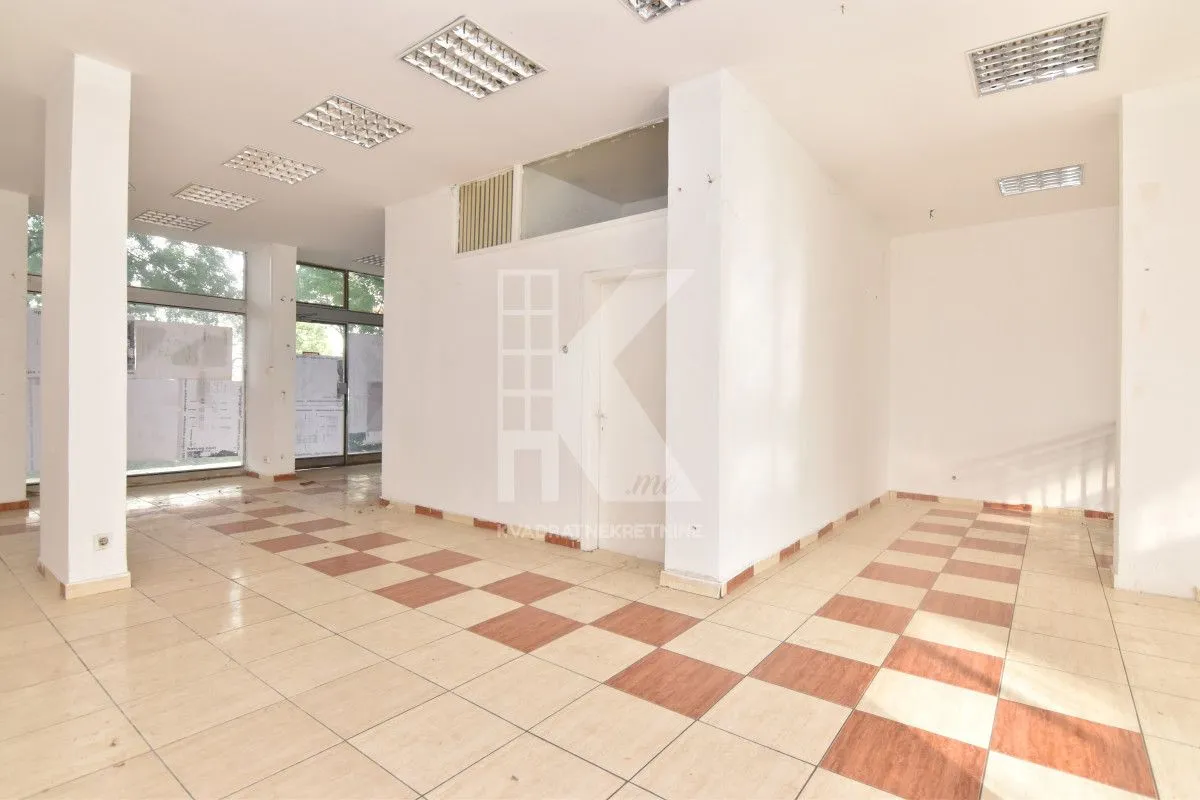 Rent, office space, 240m², Gintaš, Podgorica