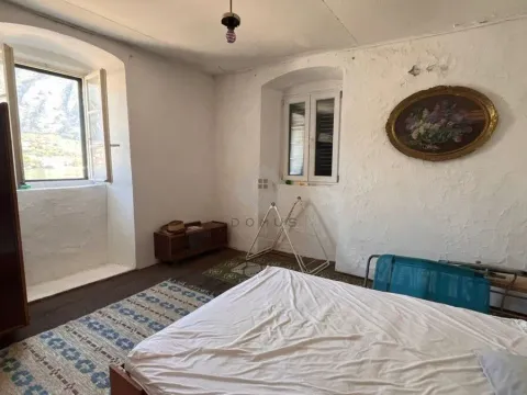 Prodaja, kuća, 370m², Kotor, Crna Gora - image 4