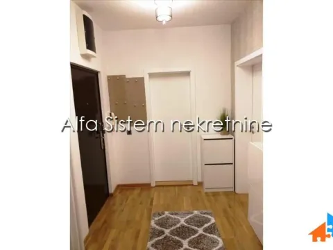 Izdavanje, trosoban stan, 88m², Vračar Sve Podlokacije, Beograd - image 14