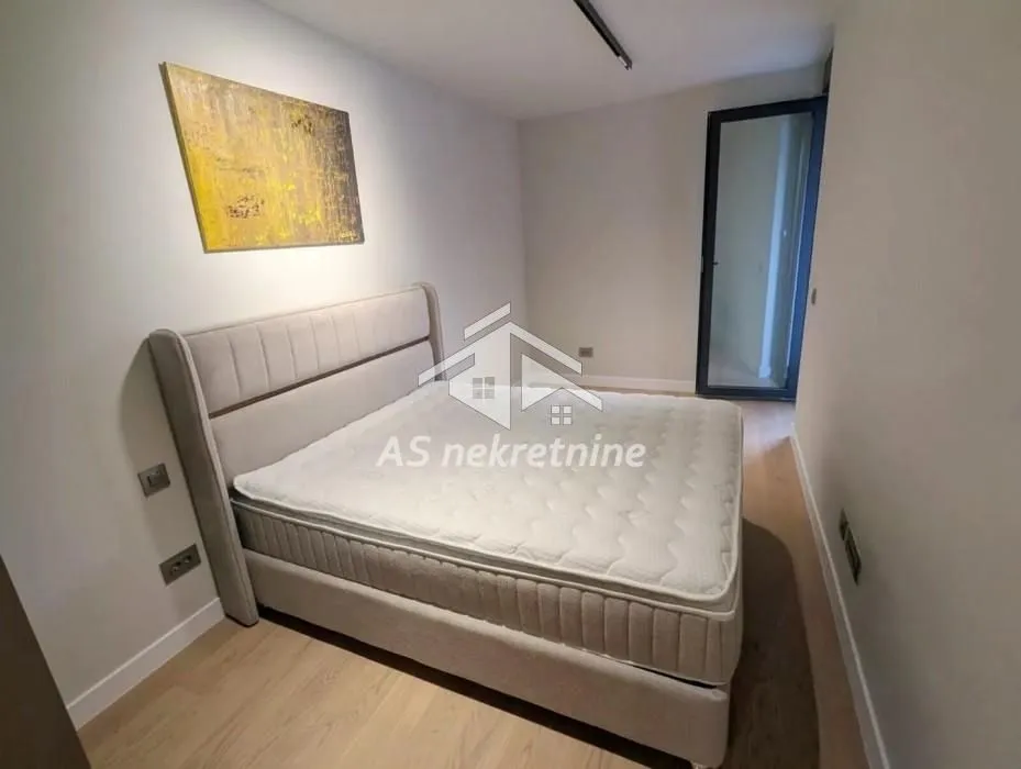 Izdavanje, dvosoban stan, 47m², Novi Beograd Blok 65, Novi Beograd Sve Podlokacije