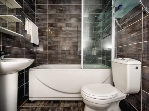 Izdavanje, dvosoban stan, 58m², Boreti, Budva - image 3